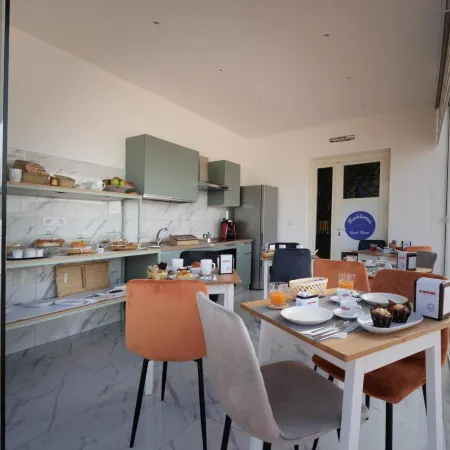 Reddimus Guest House