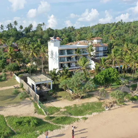 Naomi Beach Resort - Adults Only