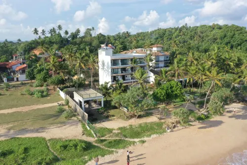 Naomi Beach Resort - Adults Only - Barer