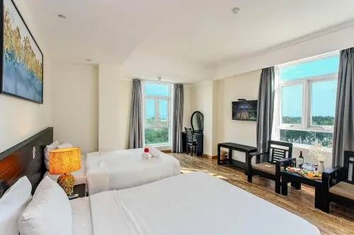 Seavitel Beach Hotel Danang - breakfast