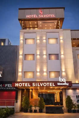 Silvotel by Bizzgrow Hotels - Airport Shuttle