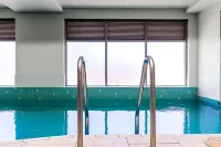 Riverside Apartments & Hotel - Pools