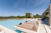Allure Wellness Retreat - مسبح