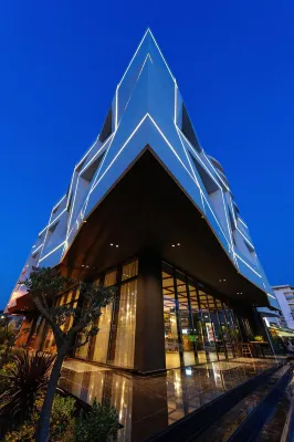 Chic Boutique Hotel Vlore - Pools