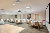 Holiday Inn & Suites Surrey East - Cloverdale