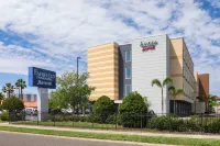 Fairfield Inn & Suites Orlando Kissimmee/Celebration Hotels in Celebration