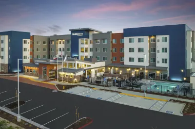Residence Inn Lodi Stockton Các khách sạn gần St. Amant Winery