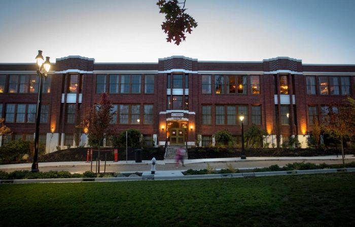 McMenamins Anderson School
