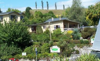 Waitomo Caves Guest Lodge