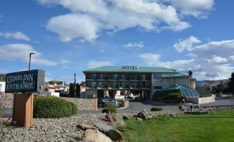 Cedars Inn