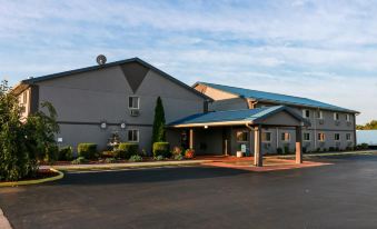 Super 8 by Wyndham Indianapolis/Emerson Ave