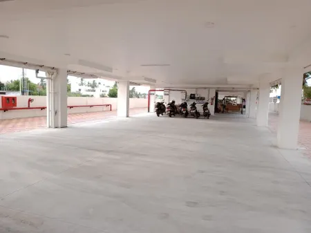 John Towers Отели рядом с достопримечательностью «Anna nagar park»