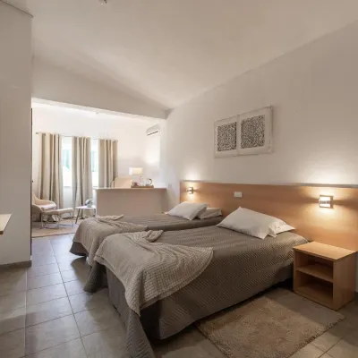 Villa Welwitshia Hotels near Vale de Centeanes Beach