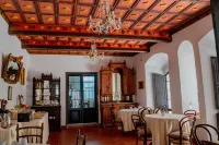El Hotel de Su Merced - Breakfast