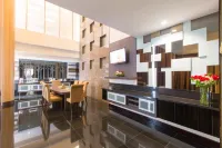 Merlynn Park Hotel - breakfast