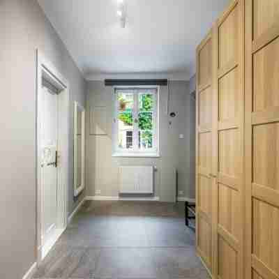 瑞奈克格魯尼公寓 Others