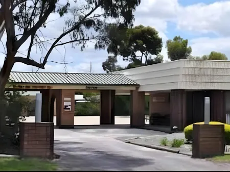 Keith Motor Inn Отели в г. Бордертаун