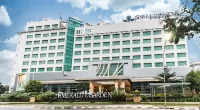Emerald Garden International Hotel - Pools