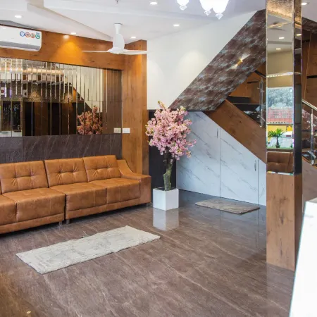 Hotel Hometown- Bandra Kurla Complex Отели рядом с достопримечательностью «Район трущоб Дхарави»
