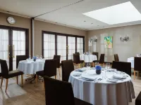 Vasilievsky Hotel Hotels near Erarta Museum