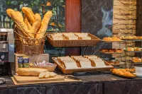 RIVERIA HOTEL - Breakfast