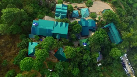 Winnies Holiday Resort & Spa Отели в г. Солан