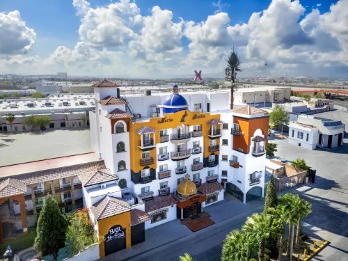 Business Hotel & Suites María Bonita