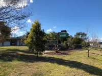 Green Door Motel