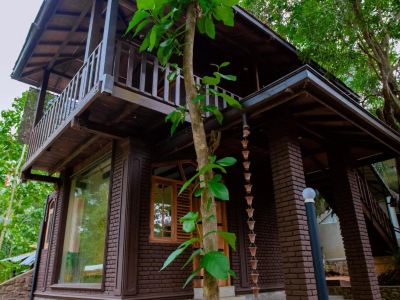 Yala River Face Inn