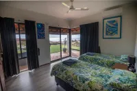 Kalbarri Red Bluff Tourist Park - parcheggio