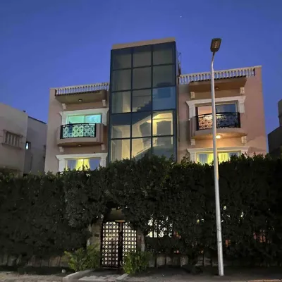 Munir’s Residence Hotels near El Muayyad Mosque