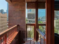 HYDE MELBOURNE PLACE - Scenic