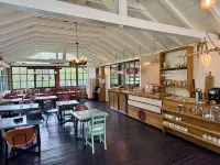 Alunis Retreat - sarapan