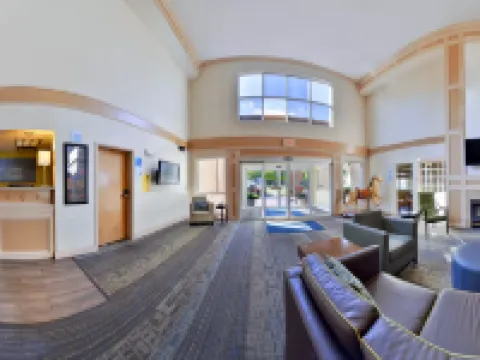 Holiday Inn Express & Suites ST。王永平 貝林縣酒店