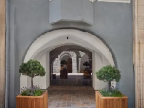 Fink Restaurant & Suites Hotels in Brixen