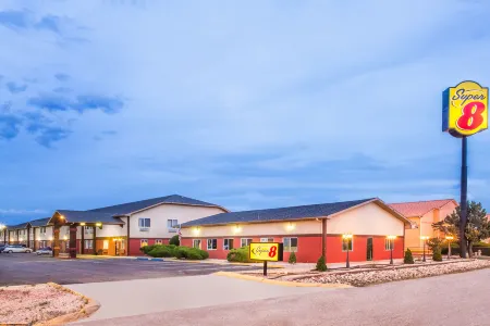 Super 8 by Wyndham Grants Отели в г. Грантс