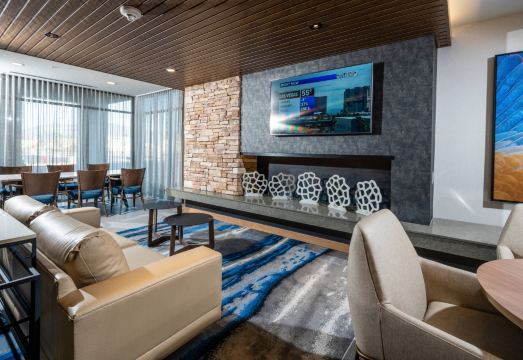 4. 페어필드 인 &..