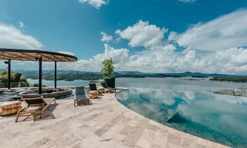 The Brown, Guatape, Autograph Collection