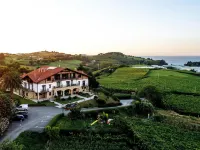 Usotegi Hotels near Zarautz Beach