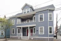 Apartments in Salem Hotels near Salem State University