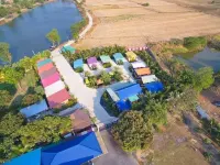 Rim Bueng Suan Prik Resort Hotels in Nakhon Luang District