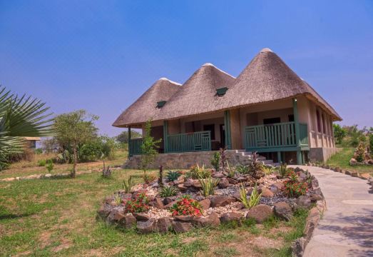Tilenga Safari Lodge - Housity