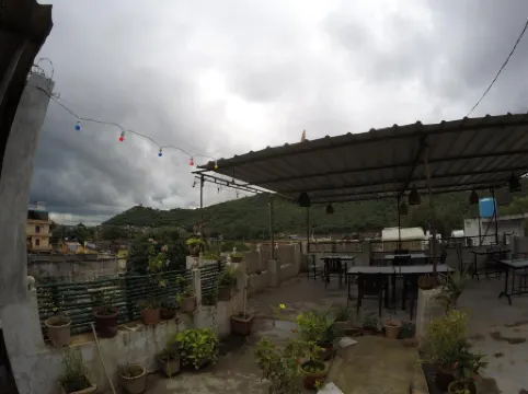 Shivam Tourist Guest House