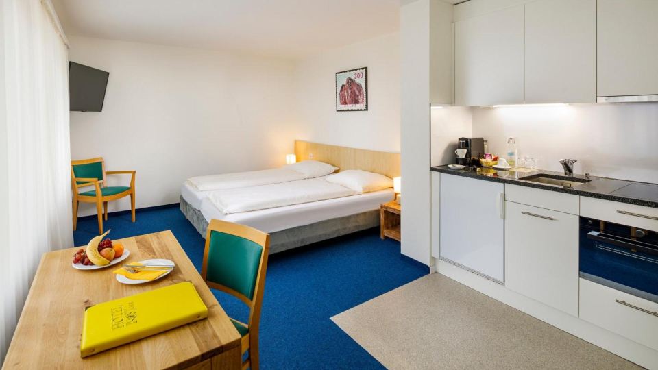Central Hotel Post