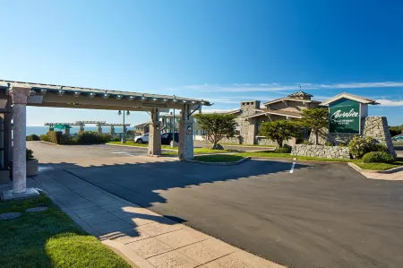 Cavalier Oceanfront Resort