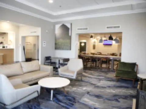 Fairfield Inn Toronto Oakville Hotels in Oakville