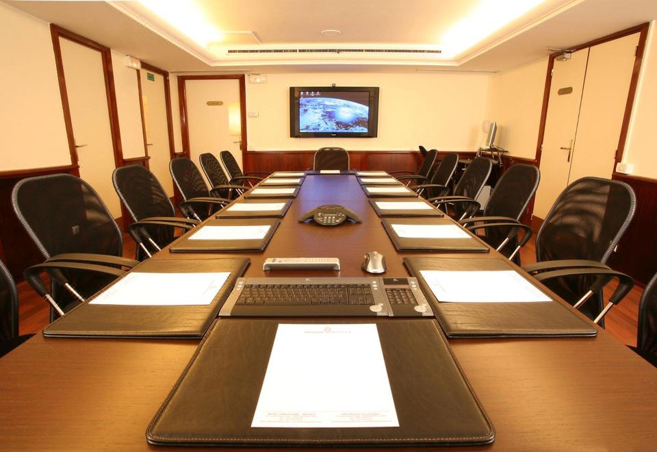 앰배서더-모나코의 객실 내부