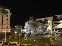 One bedroom in front of the Palais! Hotels in Palais des Festivals - Old Port