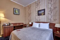 Bogemia on Vavilova Street Hôtels à proximité de : Holy Aleksiyevskiy Convent