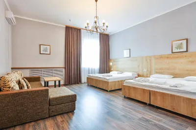 Persona Hotel 아바칸 공항 주변 호텔